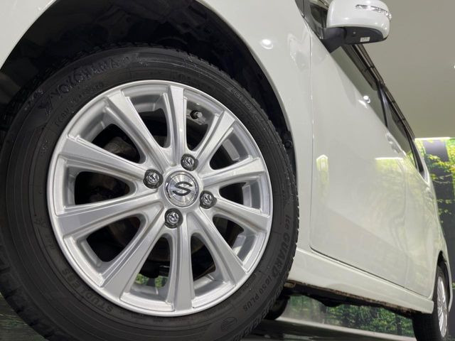 �y14�C���`�A���~�z�C�[���z�O�ςɃ}�b�`�����A���~�z�C�[���𑕒����Ă���܂��B�e��A���~�z�C�[����A�X�^�b�h���X�^�C�����戵�����Ă���܂��B���񂲑��k����������