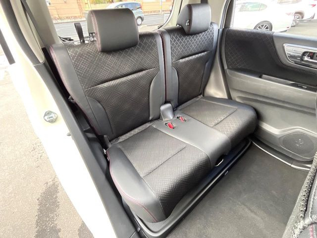 �㕔���Ȃ��C�ɂȂ�悤�ȃL�Y�E�����ւ��蓙�A�傫�ȃ_���[�W�͂Ȃ��A�ǍD�ȏ�Ԃł��B