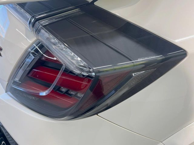 �y�����e�[�������Y�z�l�C���[�J�[�̃e�[�������Y�𑕒����Ă���܂��B�����ڂ��K���b�ƕς�邾���ł͂Ȃ��S�̂��������܂��Č����܂��ˁ�