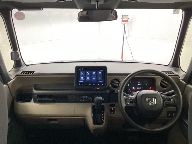 N-BOXジョイ モノトーン