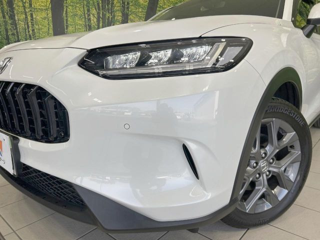 �yLED�w�b�h���C�g�z���V����ԑ��s�����ǍD�Ȏ��E���m�ۂ����S���ĉ^�]�ł��鍂�P�xLED�w�b�h���C�g�𑕔�!�_�����x�������A����d�͂��}�����Ă��܂��B