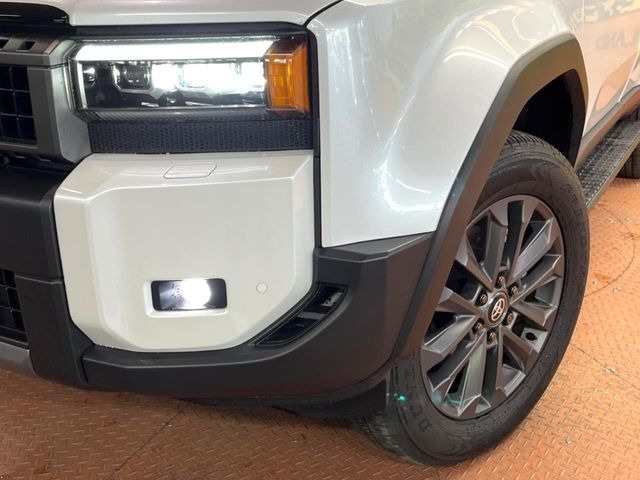 �yLED�w�b�h���C�g�z���V����ԑ��s�����ǍD�Ȏ��E���m�ۂ����S���ĉ^�]�ł��鍂�P�xLED�w�b�h���C�g�𑕔�!�_�����x�������A����d�͂��}�����Ă��܂��B