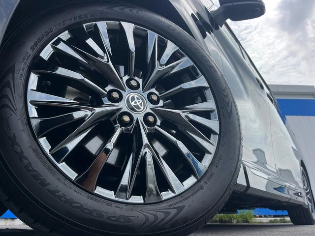 �y�����A���~�z�C�[���z�O�ςɃ}�b�`���������A���~�z�C�[���𑕒����Ă���܂��B�e��ЊO�A���~�z�C�[����A�X�^�b�h���X�^�C�����戵�����Ă���܂��B���񂲑��k����������