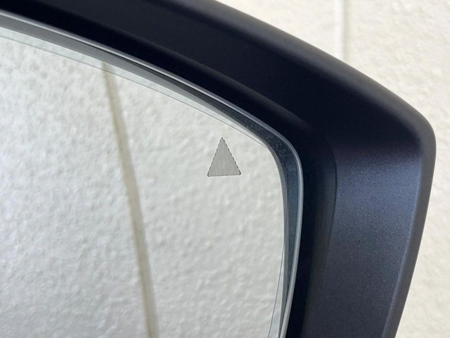 �y�u���C���h�X�|�b�g���j�^�[�z���s���A�h�A�~���[�̎��p�ɂȂ�₷���ӏ��Ɍ㑱�Ԃ��ڋ߂���ƃT�C�h�~���[�̃����Y�Ɍx����\��!�h���C�o�[�ɒ��ӊ��N�����Ă���܂��B