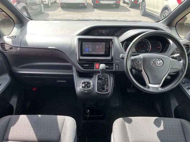 ヴォクシー2.0 V