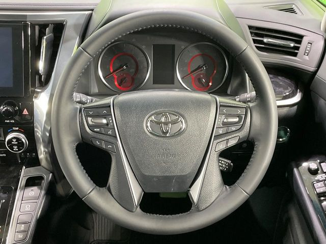 �y�����v�����X�e�A�����O�z�㎿�Ȋv���g�p���邱�ƂŁA��ɂ����������݂ƂĂ��^�]���₷���n���h���ł���