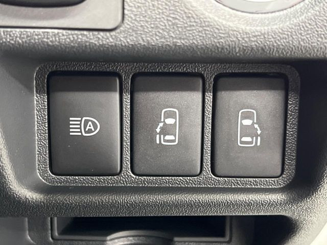 �y�����p���[�X���C�h�h�A�z�X�}�[�g�L�[��^�]�Ȃ̃X�C�b�`�Ō�ȗ����X���C�h�h�A�̊J���\���d��������͂����ăh�A���J����K�v�������A�����Ȃ��q�l�ł��ȒP�ɊJ���߂ł����K�ł���