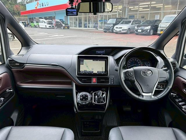 エスクァイアハイブリッド1.8 Gi