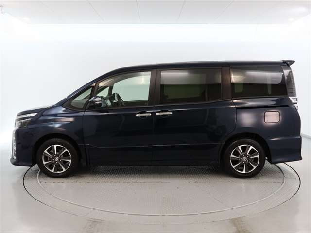 ヴォクシー2.0 ZS 煌III