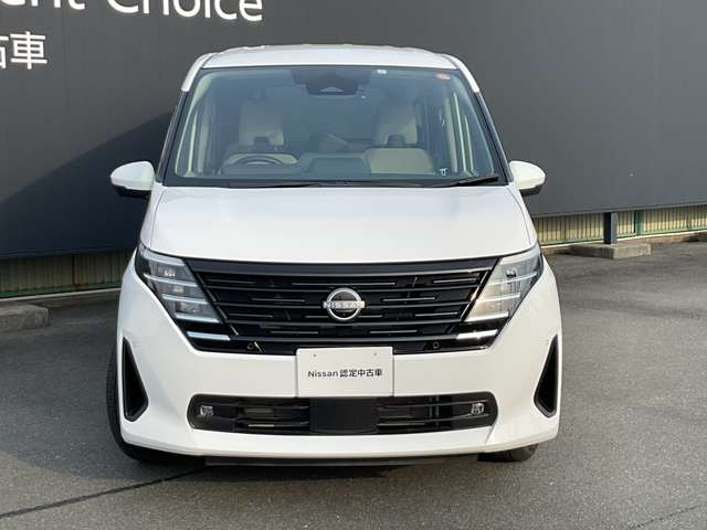 セレナ2.0 ハイウェイスターV チェアキャブ スロープタイプ 車いす1名 セカンド仕様