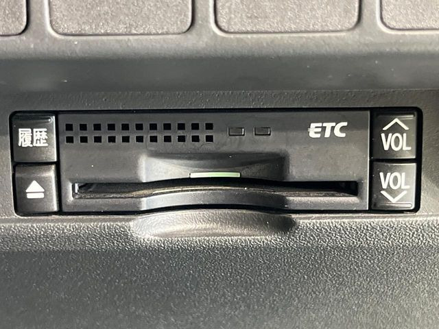 【ETC】高速道路の料金所をストレスなく通過!話題のスポットやサービスエリアに多い「スマートIC」利用時は必須のアイテムです。当店でセットアップを実施、ご納車当日からすぐにご利用いただけます!