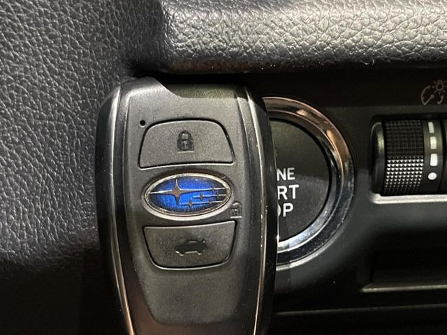 �y�A�N�Z�X�L�[&�v�b�V���X�^�[�g�z�J�o����|�P�b�g�ɓ��ꂽ�܂܂ł��h�A�̎{���E�������\�ȃX�}�[�g�L�[�𑕔��B�G���W���̃I���E�I�t�����J�M�����o���K�v�������A�{�^�����v�b�V�����邾����OK��