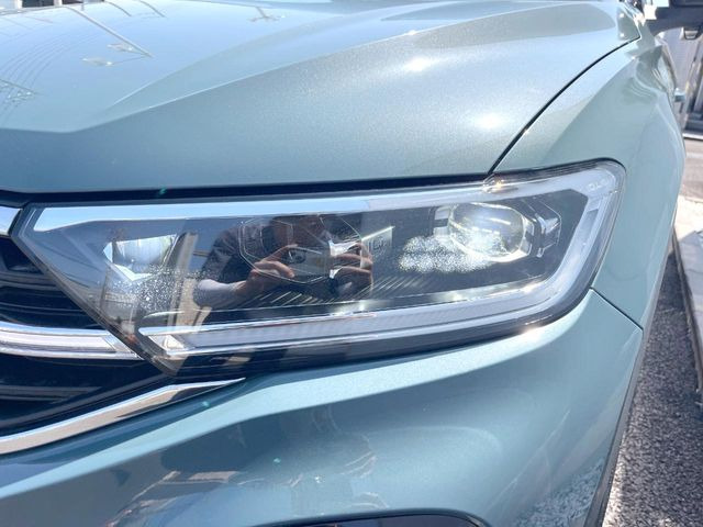 ��LED�w�b�h���C�g:��ԑ��s�����ǍD�Ȏ��E���m�ۂ����S���ĉ^�]�ł��鍂�P�xLED�w�b�h���C�g�𑕔�!�_�����x�������A����d�͂��}�����Ă��܂��B