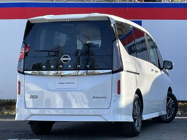 セレナ1.4 e-POWER ハイウェイスターV