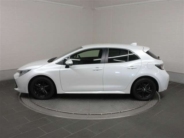 カローラスポーツ1.8 ハイブリッド G