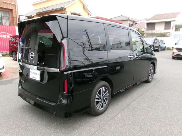 セレナ2.0 ハイウェイスターV