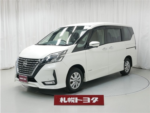 セレナ2.0 ハイウェイスターV 4WD