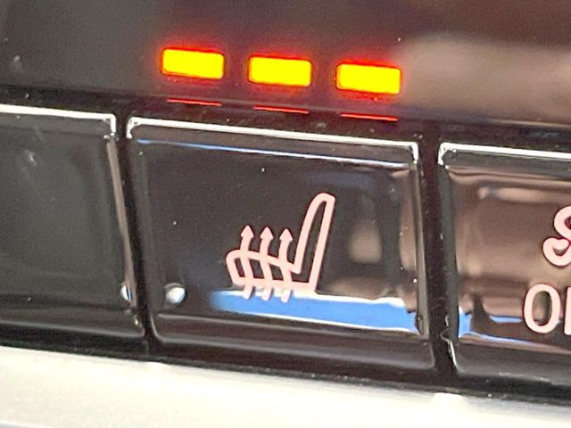 ���t�����g�V�[�g�q�[�e�B���O:�^�]�ȁE����ȋ��ɎO�i�K�Œ��߂��\�ȃV�[�g�q�[�^�[�𑕔����Ă���܂��B�G�߂��킸���K�ɂ��g�p���������܂��B