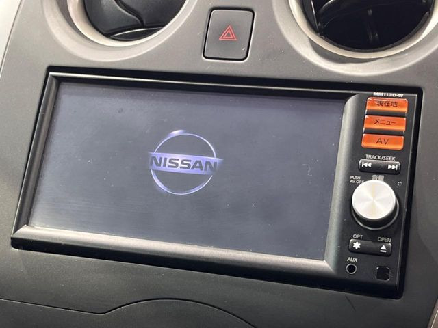 �y�����i�r�z�l�C�̏����i�r�𑕔����Ă���܂��B�i�r�̎g���₷���͂������A�I�[�f�B�I�@�\���[��!�L�����v�◷�s�͂������A�ʋ΂┃�����ȂǕ��i�̃h���C�u���y�����Ȃ�͂���