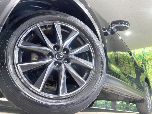 �y����19�C���`�A���~�z�C�[���z�O�ςɃ}�b�`���������A���~�z�C�[���𑕒����Ă���܂��B�e��ЊO�A���~�z�C�[����A�X�^�b�h���X�^�C�����戵�����Ă���܂��B���񂲑��k����������