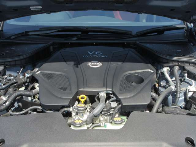 スカイライン3.0 NISMO RECAROシート+カーボン製フィニッシャー