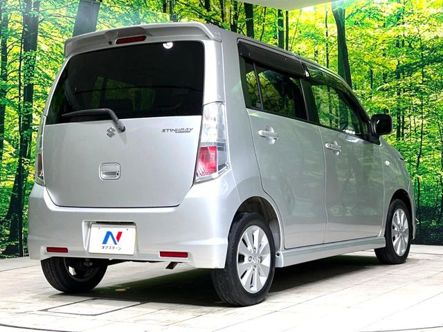 ☆全国のネクステージからお取り寄せが可能※!遠方の店舗に展示してあるクルマが気になる場合も、最寄りの店舗でご覧いただくことが可能です!是非私たちに要望をお聞かせください!※別途費用