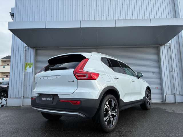 XC40B4 AWD インスクリプション 4WD