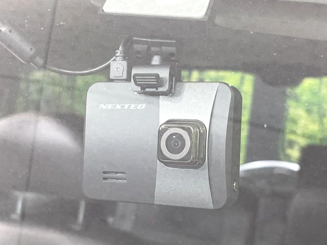 �y�h���C�u���R�[�_�[�z�h���C�u���R�[�_�[����!���s���͂������A������^�]�⎖�̂ɑ��������ہA�f���ŋL�^���A����̃��X�N�ɔ����܂��B���L�^�pSD�J�[�h�͂��q�l�����g�ł��������������K�v������܂��B