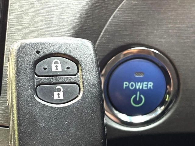 �y�X�}�[�g�L�[�z�J�o����|�P�b�g�ɓ��ꂽ�܂܂ł��h�A�̎{���E�������\�ȃX�}�[�g�L�[�𑕔��B�G���W���̃I���E�I�t�����J�M�����o���K�v����������Ƃ��Ă��֗��ł���