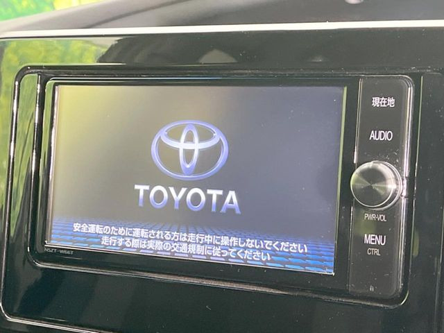 �y�����i�r�z�l�C�̏����i�r�𑕔����Ă���܂��B�i�r�̎g���₷���͂������A�I�[�f�B�I�@�\���[��!�L�����v�◷�s�͂������A�ʋ΂┃�����ȂǕ��i�̃h���C�u���y�����Ȃ�͂���