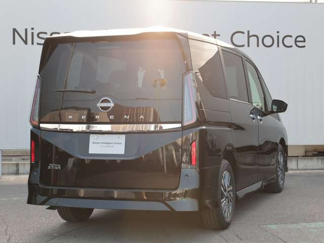 セレナ2.0 ハイウェイスターV