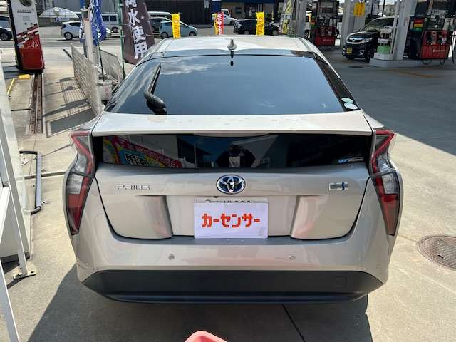 プリウス1.8 S セーフティ プラス