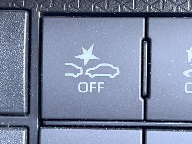 �y�v���N���b�V���Z�[�t�e�B�z�O���̎ԗ��������m���A�Փ˂������Ȏ��͌x��Œ��ӂ𑣂��A�u���[�L�𓥂ޗ͂��T�|�[�g�B�u���[�L�𓥂߂Ȃ������ꍇ�͏Փ˔�Q�y���u���[�L���쓮�A�Փˉ�����T�|�[�g���܂��B