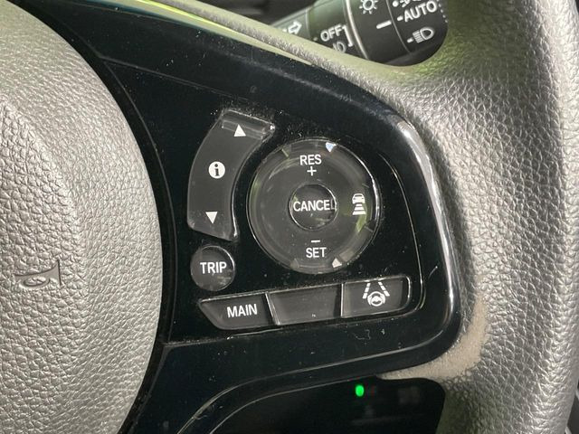 �y�A�_�v�e�B�u�N���[�Y�R���g���[���z�������H�ł̒��������s���y��!!�����ő��x��ۂN���[�Y�R���g���[�����A�Փˌy���V�X�e���ƘA�g���A�O���̎ԗ������m���ĎԊԂ�ۂ悤�ɑ��x���߂��Ă���܂�!!