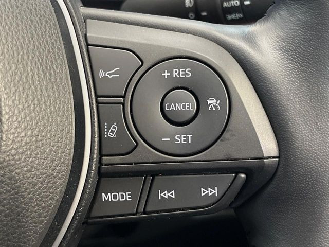 �y�g���^�Z�[�t�e�B�Z���X�z���s���ɑO���̎ԗ�����F�����A�Փ˂������Ȏ��͌x��ƃu���[�L�ŏՓˉ���Ɣ�Q�y�����A�V�X�g�B�����S�Ƀh���C�u�����y���݂��������܂��B