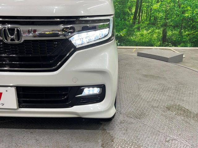 �yLED�w�b�h���C�g�z���V����ԑ��s�����ǍD�Ȏ��E���m�ۂ����S���ĉ^�]�ł��鍂�P�xLED�w�b�h���C�g�𑕔�!�_�����x�������A����d�͂��}�����Ă��܂��B