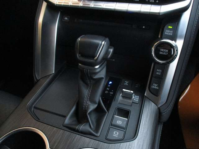 お電話はフリーダイヤルでどうぞ★0078-6002-334194★(携帯PHS可) ★場所は、国体道路沿い パークドーム(KKウイング)そば オレンジの旗が目印です★