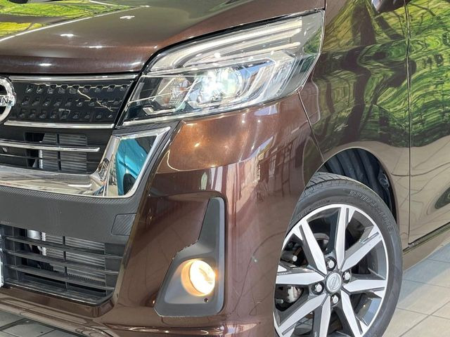 �yLED�w�b�h���C�g�z���V����ԑ��s�����ǍD�Ȏ��E���m�ۂ����S���ĉ^�]�ł��鍂�P�xLED�w�b�h���C�g�𑕔�!�_�����x�������A����d�͂��}�����Ă��܂��B