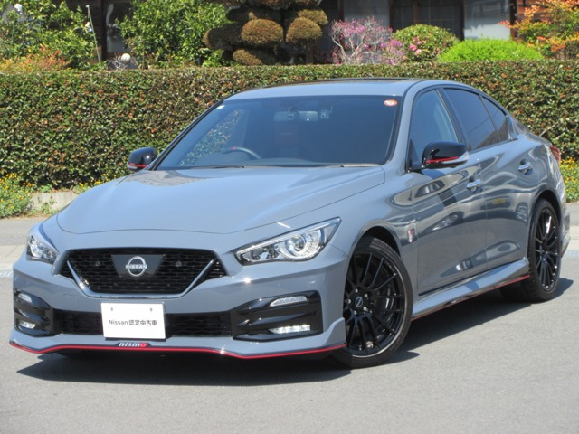 スカイライン3.0 NISMO RECAROシート+カーボン製フィニッシャー