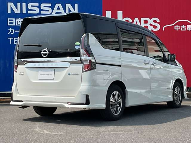 セレナ1.2 e-POWER ハイウェイスターV