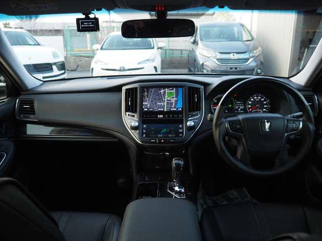 クラウンアスリートハイブリッド 2.5 S