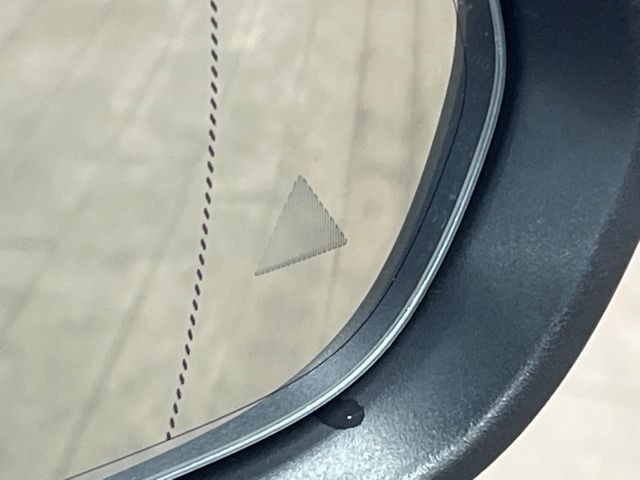 ���u���C���h�A�V�X�g�Z���T�[:���p����̎Ԃ����m���A�h���C�o�[���Ԑ��ύX���s���ۂɁA�x�����Ƌ��ɒ��ӂ𑣂��Ă������S�x���@�\�ł�!