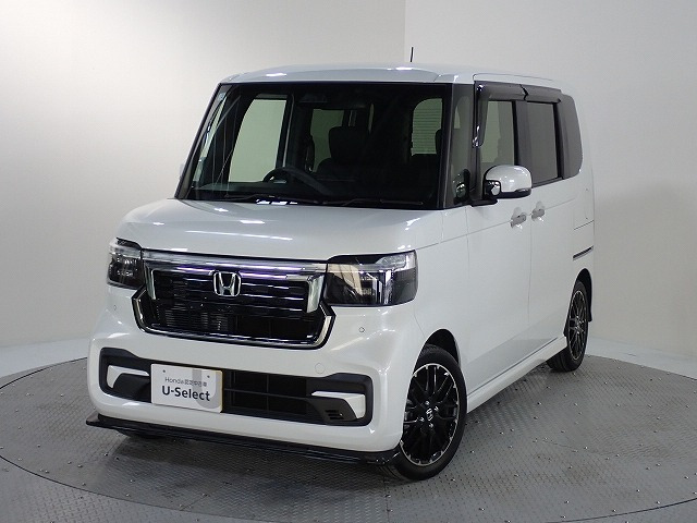 N-BOXカスタムターボ コーディネートスタイル モノトーン