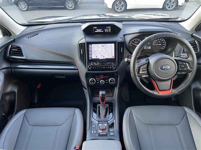 フォレスター2.0 エックスブレイク 4WD