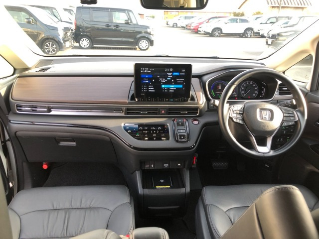 オデッセイ2.0 e:HEV アブソルート EX