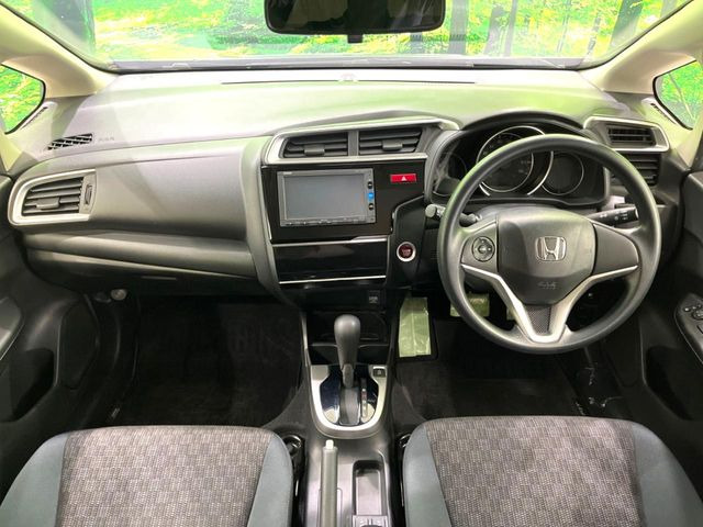 フィット1.3 13G Fパッケージ コンフォートエディション