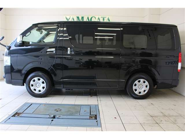 ハイエースバン