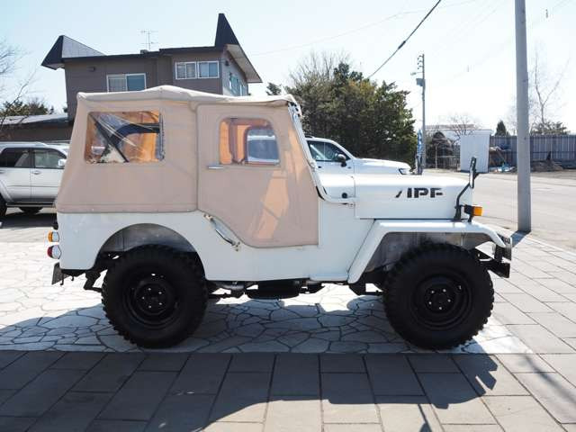 【良質かつ格安のお車をご提供する】が当店の最大のモットー。人と人との出会いを大切に致します。■クローバーカーズ TEL:0078-6002-236942■