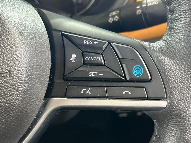 �y�v���p�C���b�g�z�������H�ł̒��������s���y��!!�a�؎��Ə��񑖍s�̃V�[���ŁA�A�N�Z���E�u���[�L�E�X�e�A�����O�������Ő��䂵�A�������^�]�̕��S���y�����Ă���܂���