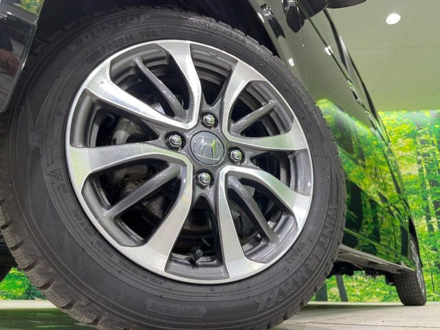 �y����14�C���`�A���~�z�C�[���z�O�ςɃ}�b�`���������A���~�z�C�[���𑕒����Ă���܂��B�e��ЊO�A���~�z�C�[����A�X�^�b�h���X�^�C�����戵�����Ă���܂��B���񂲑��k����������